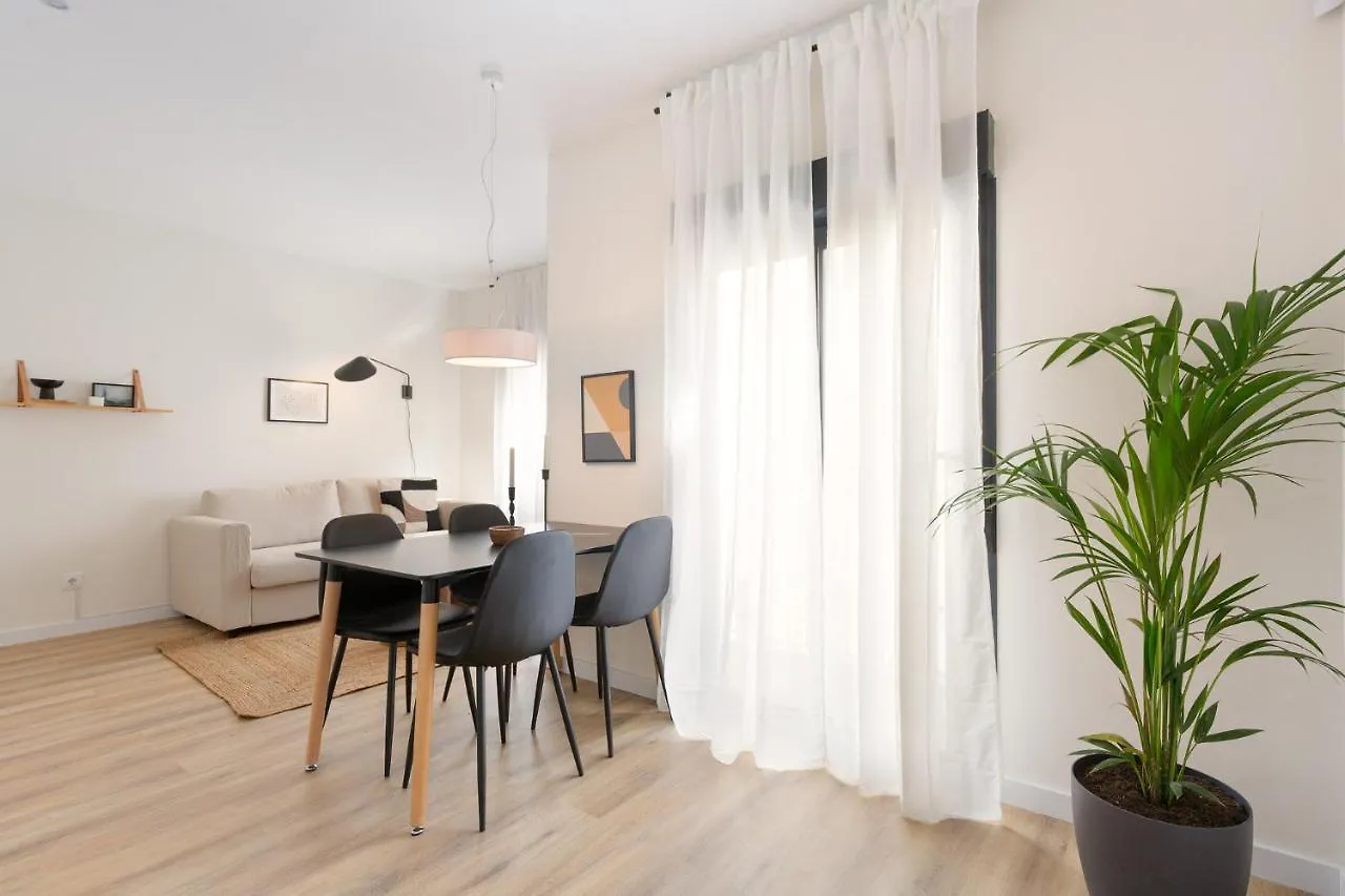 Urban Chill Apartments By Olala Homes L’Hospitalet de Llobregat